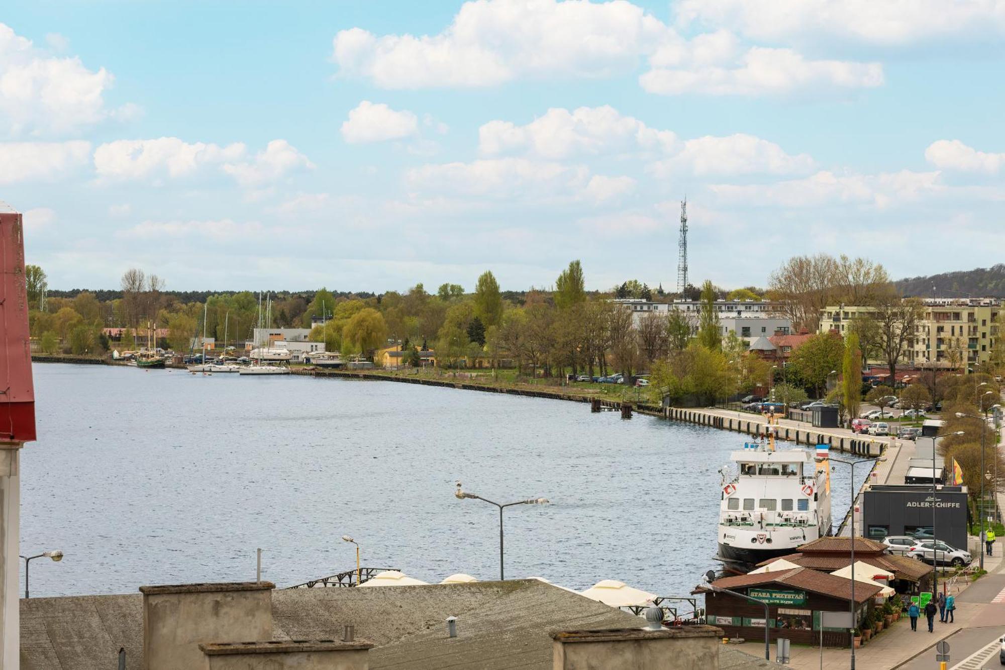 Plac Slowianski Apartments With Balcony Swinoujscie Center By Noclegi Renters Exterior foto