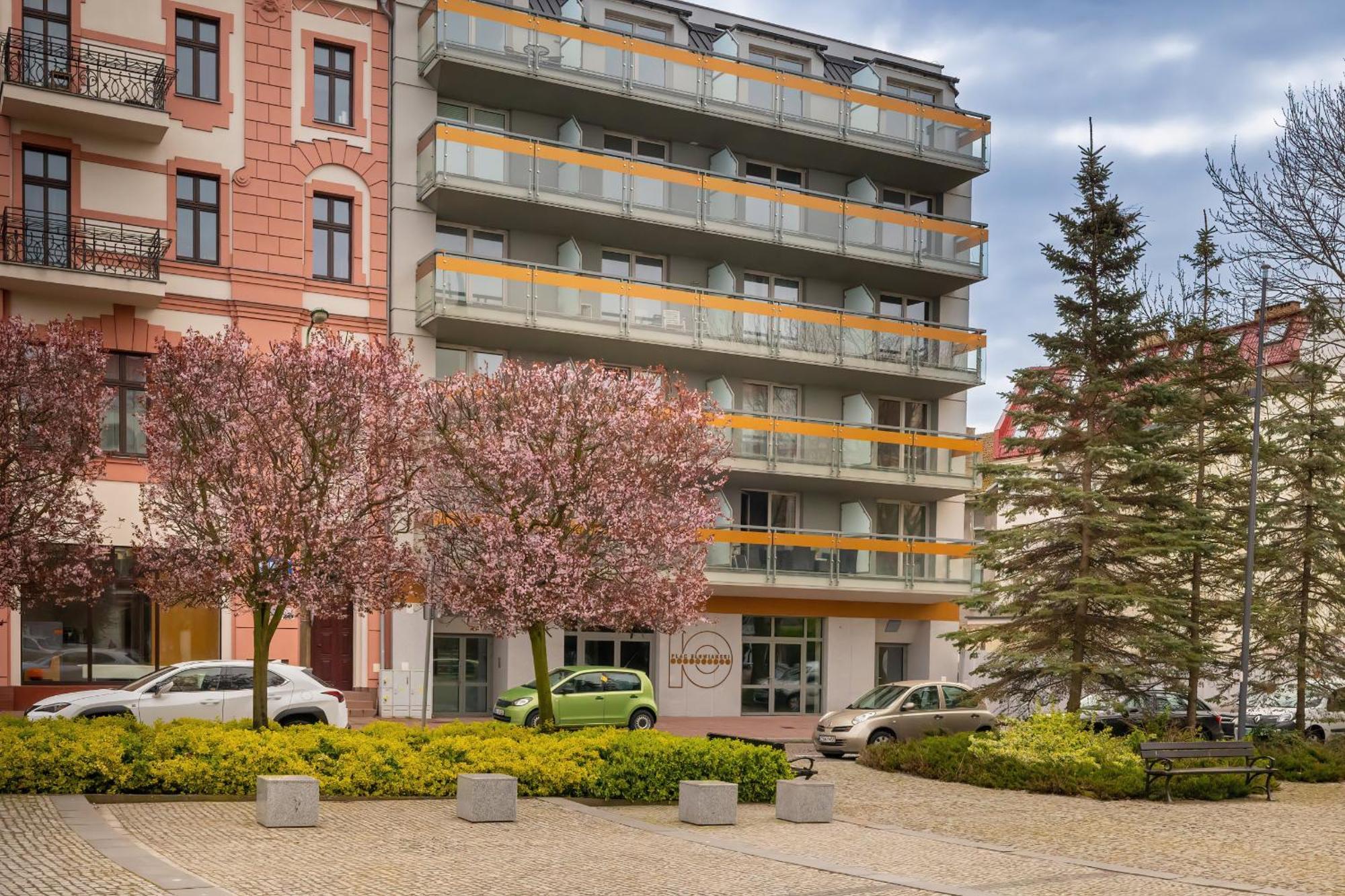 Plac Slowianski Apartments With Balcony Swinoujscie Center By Noclegi Renters Exterior foto